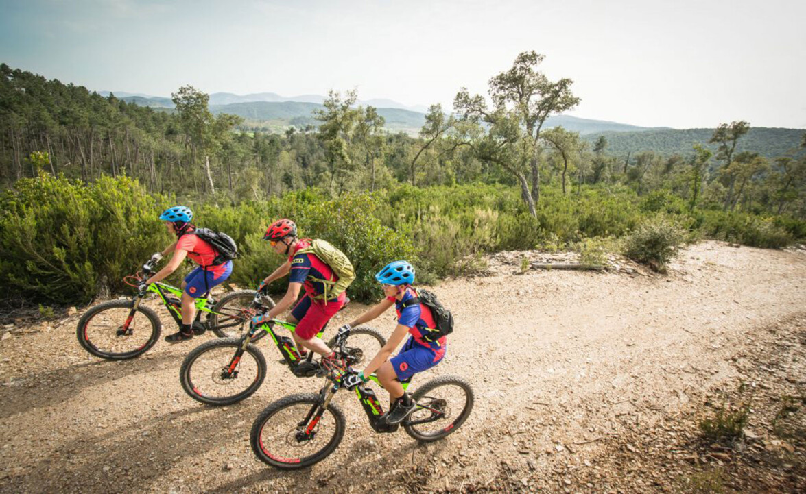 Ernesto-biked-mit-Töchtern-2