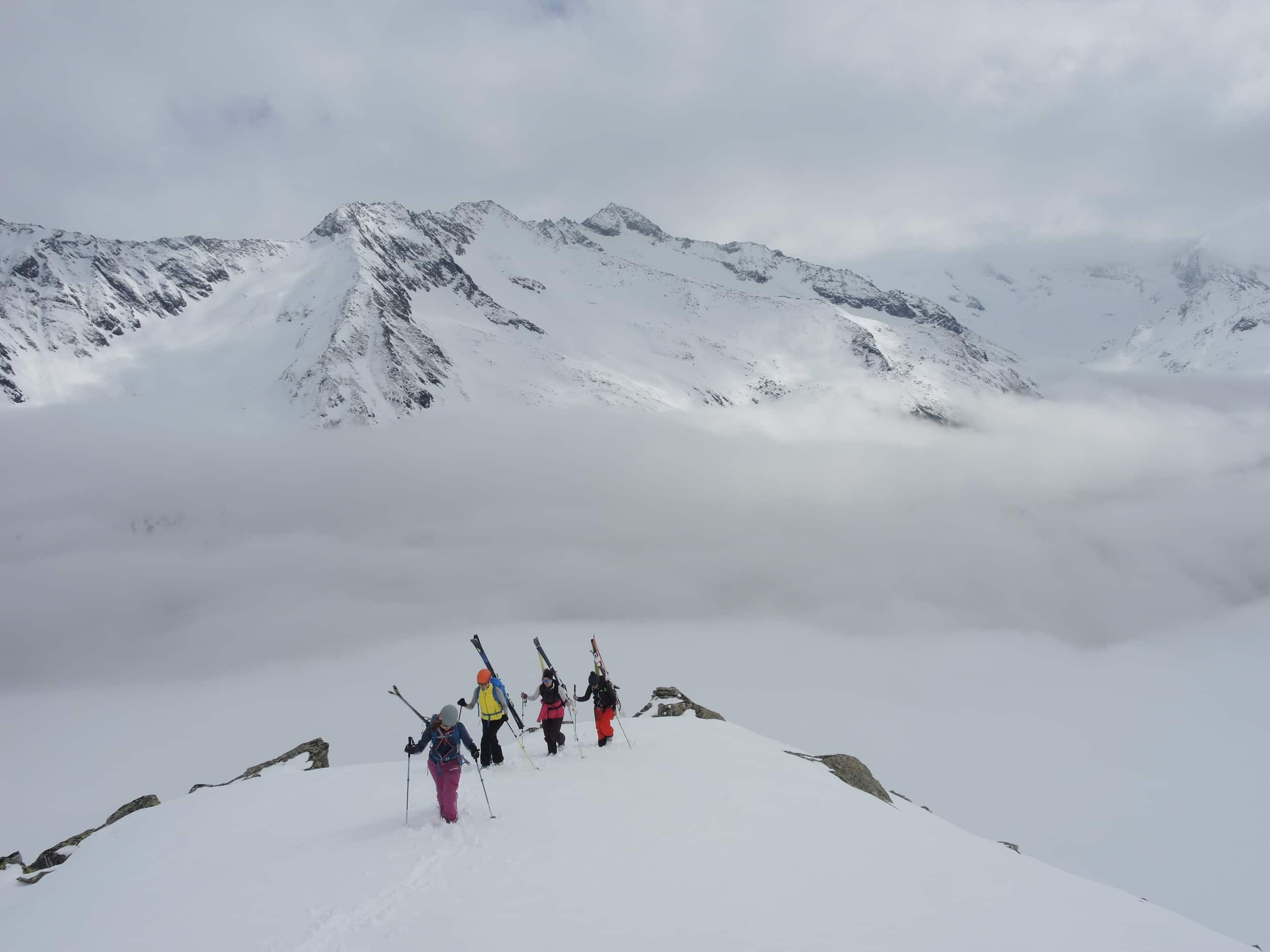 Outville Womens Tourchase (9)