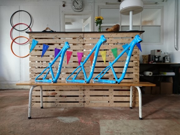 Outville_Vpace Story_die ersten Max24 Rahmen 2015