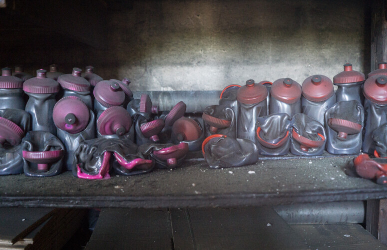 Outville_Vpace Story_Trinkflaschenparade nach dem Brand 2018