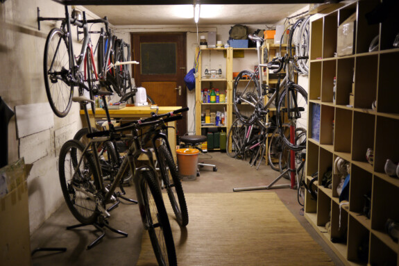 Outville_Vpace Story_Vpace Zentrale in Köln 2012_die Garage