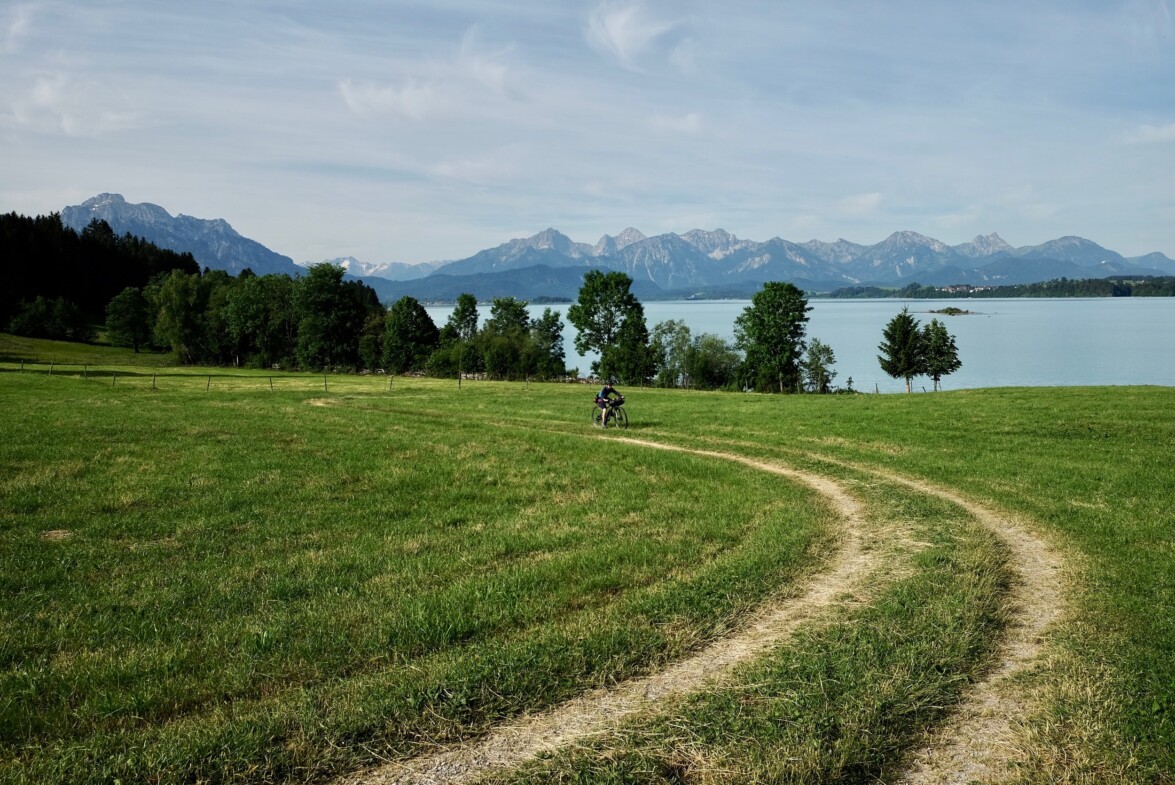 Outville_Family Bikepacking_Staffelsee_Forggensee_die ersten Höhenmeter am zweiten Tag-2