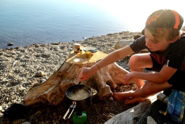 Outville_Family Bikepacking_Staffelsee_Forggensee_Paul kocht