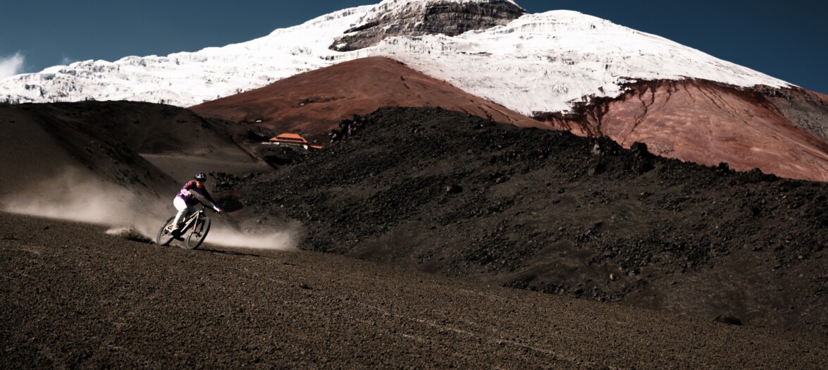 Epische Freeridelines am Fuße des Cotopaxi