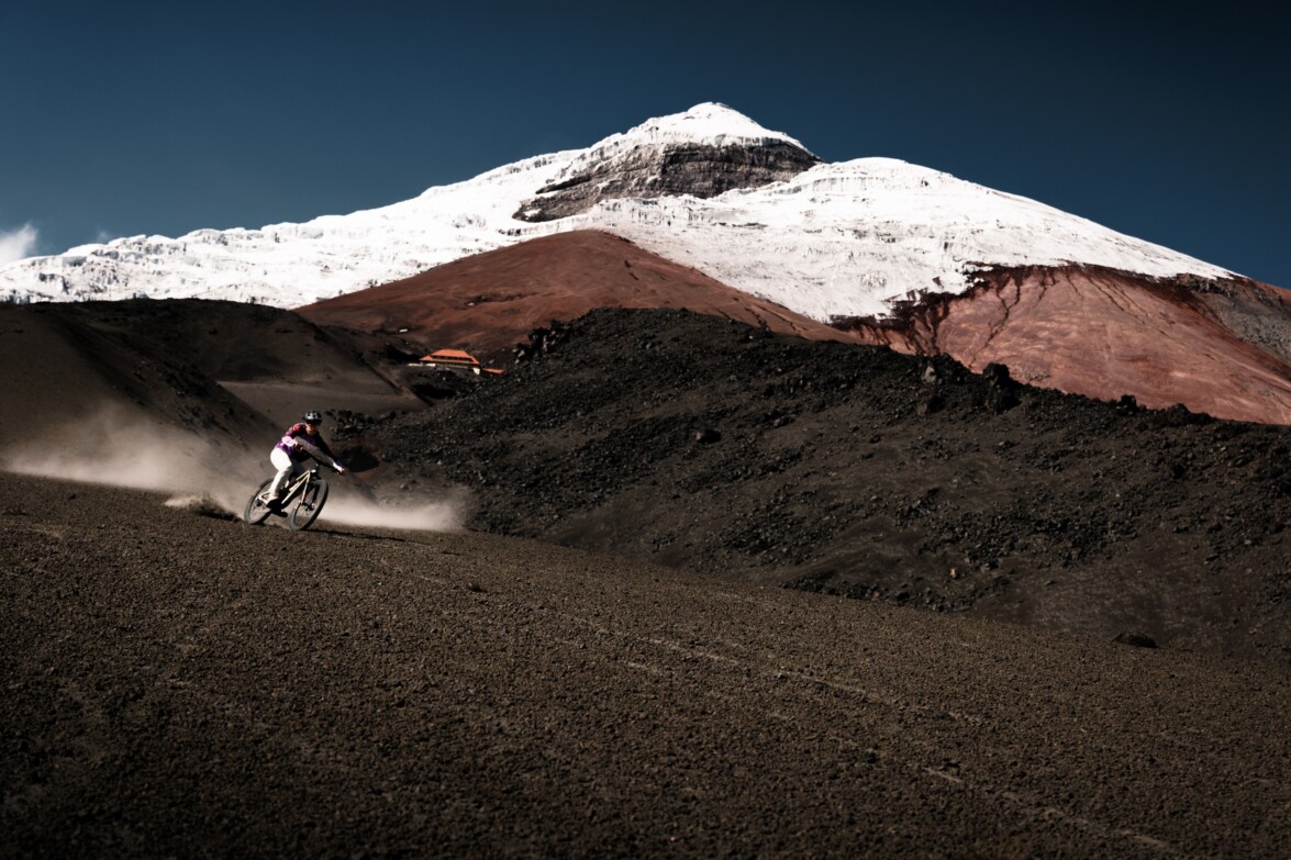 Epische Freeridelines am Fuße des Cotopaxi