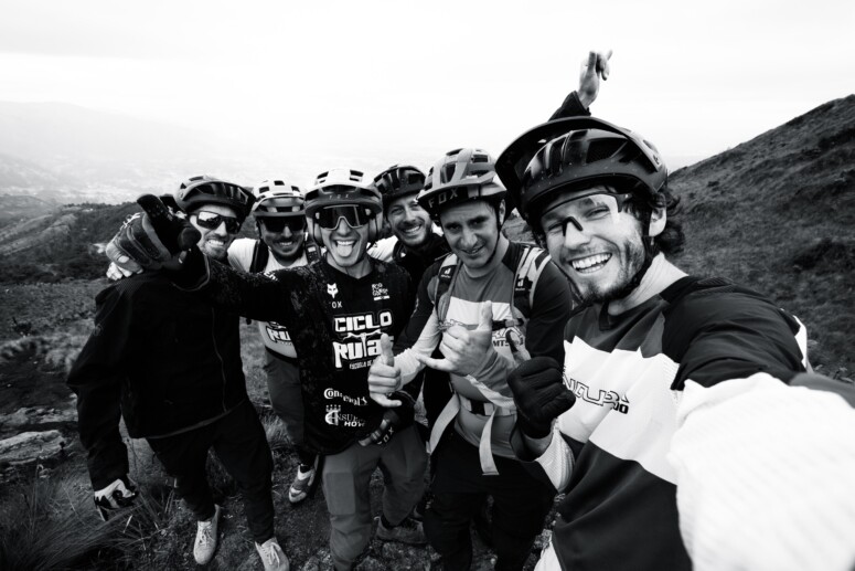 Unsere Ecuadorianisch Österreichisch Deutsche Crew