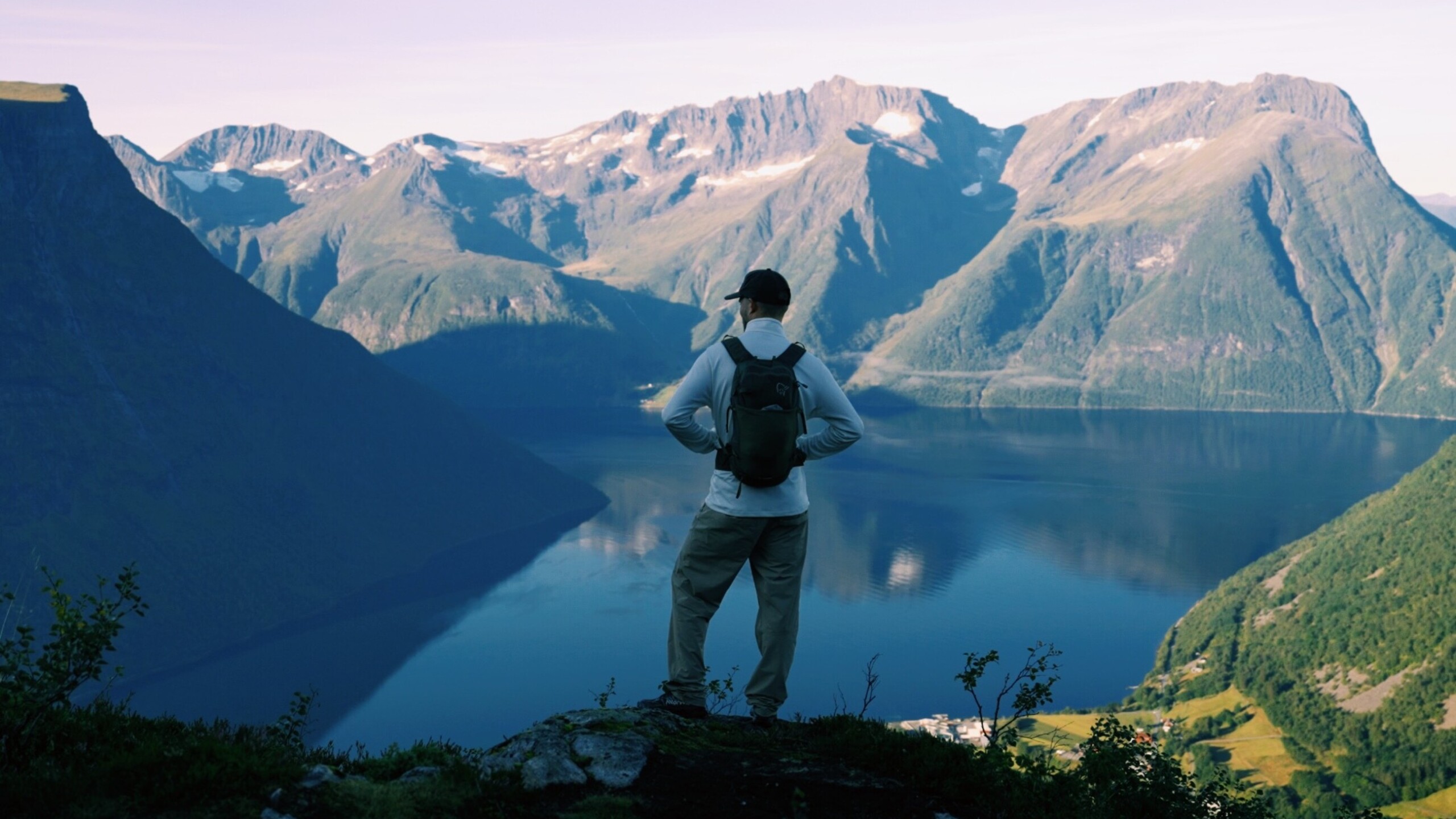 outville_norrona hiking ambassador-01 outville_norrona hiking ambassador-01