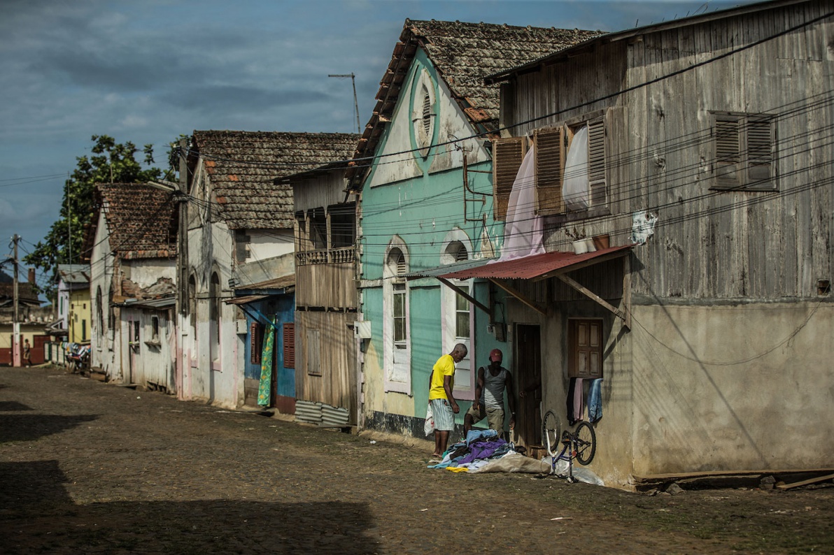 01_Sao-Tomé-Surf-2-15-JPG-95