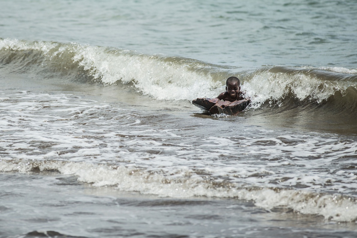 04_Sao-Tomé-Surf-2-15-JPG-395