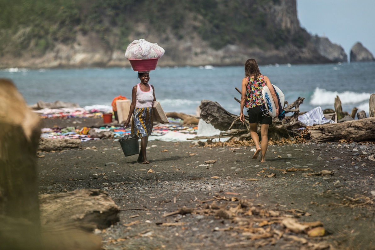 04_Sao-Tomé-Surf-2-15-JPG-71