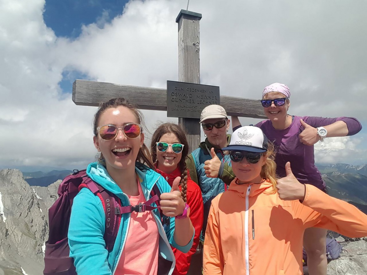 munichmountaingirls-frauen-berge-dav-sektion-oberland-aktion-karwendel-falkenhuette-steinfalk-gipfel