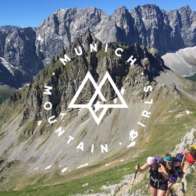 munichmountaingirls-frauen-berge-dav-sektion-oberland-aktion-karwendel-falkenhuette-wandern munichmountaingirls-frauen-berge-dav-sektion-oberland-aktion-karwendel-falkenhuette-wandern