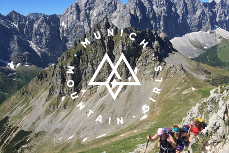 munichmountaingirls-frauen-berge-dav-sektion-oberland-aktion-karwendel-falkenhuette-wandern munichmountaingirls-frauen-berge-dav-sektion-oberland-aktion-karwendel-falkenhuette-wandern