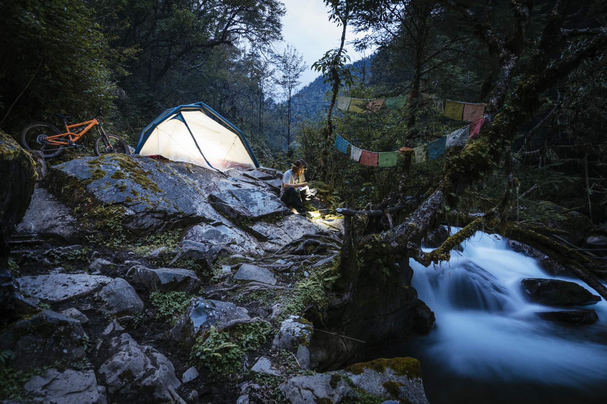 Dreier Beim Campen Dreier Beim Campen