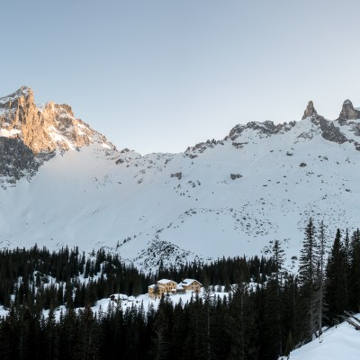 Outville_Lindauer Hütte_Bergpanorama Outville_Lindauer Hütte_Bergpanorama