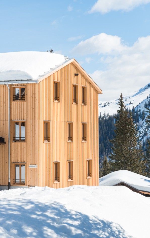 Outville_Lindauer Hütte_Lerchenholzfassade