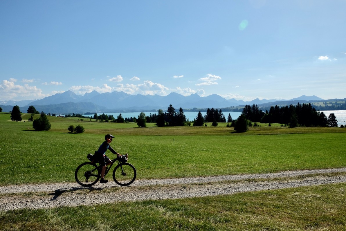 Outville_Family Bikepacking_Staffelsee_Forggensee_der Forggensse ist endlich in Sicht