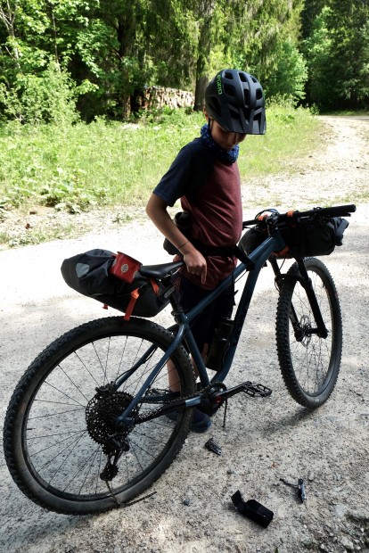 Outville_Family Bikepacking_Staffelsee_Forggensee_erster Kettenriss des Tages