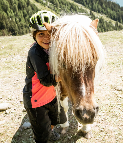 200808_FatherandSondays_Nauders-63