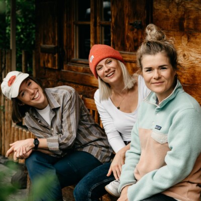 Anna, Toni und Kaddi vom Bergfreundinnen Podcast von Bayern2
