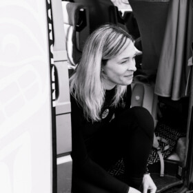 Porträt Verena bw by Anna Mardo